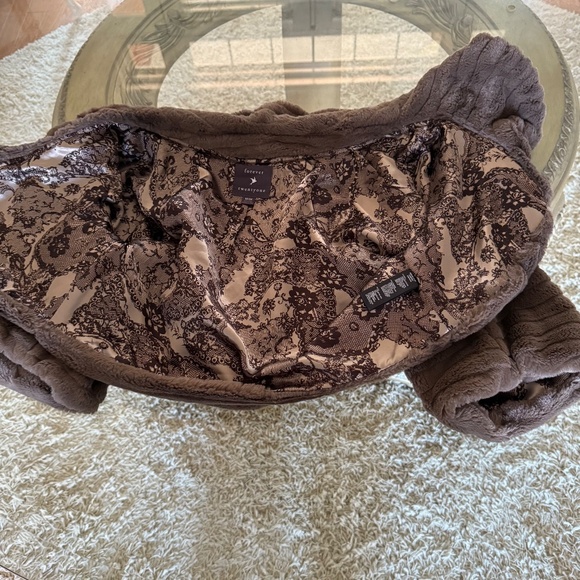 Forever 21 Gray Faux Fur Shrug Bolero Cropped Jacket Glam Party Retro Sz M - Picture 5 of 10